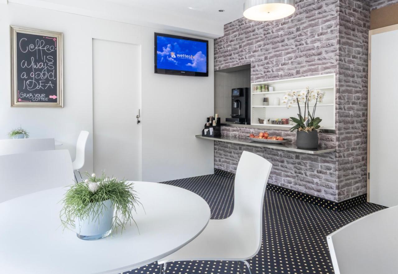 Bellevue - Contactless Self Check-in Hotel Lucern
