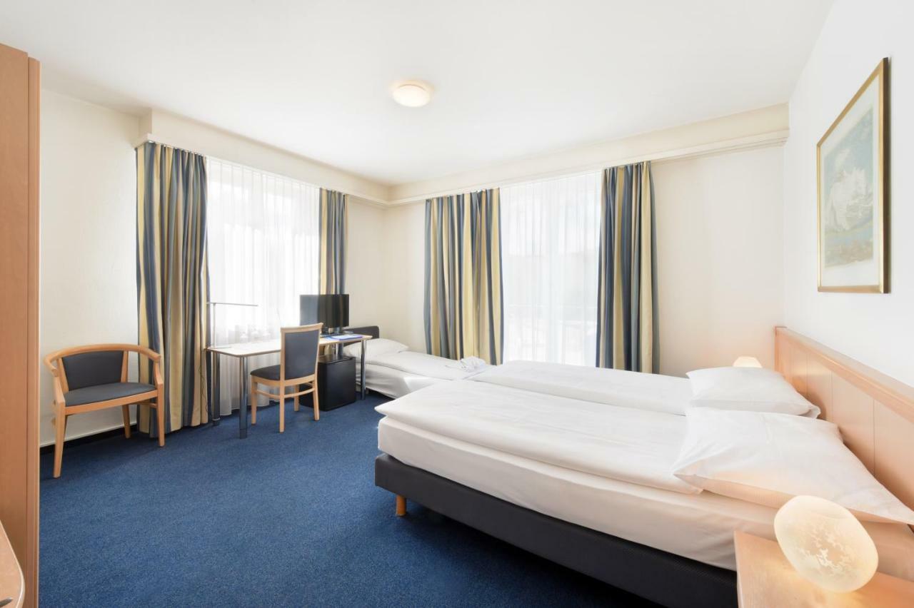 Bellevue - Contactless Self Check-in Hotel Lucerna