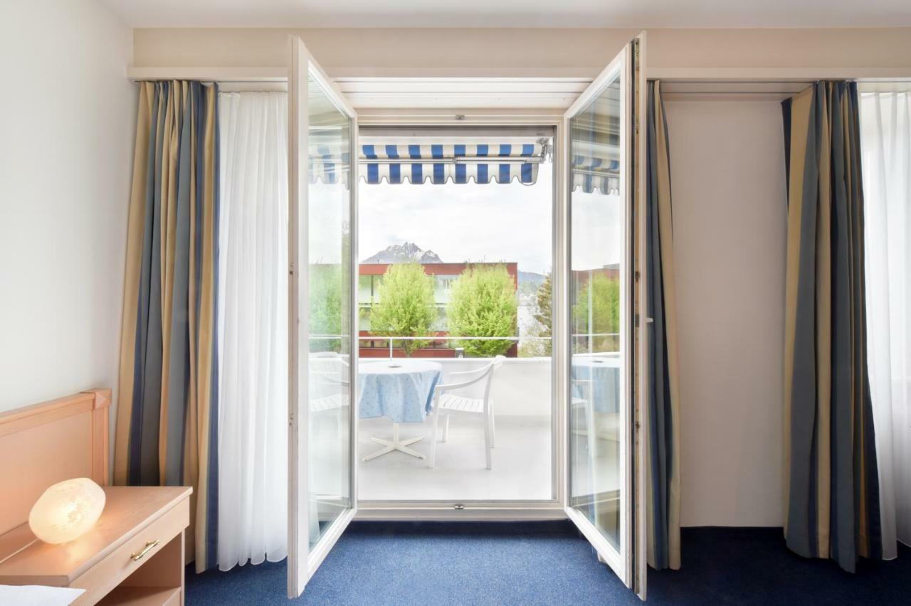 Hotel Bellevue - Contactless Self Check-in Lucerna